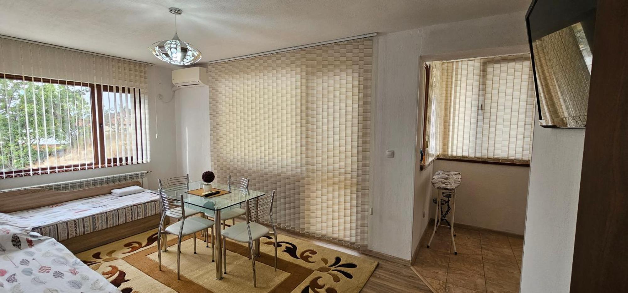 Д И В 1 - D & V 1 Apartment Sandanski Exterior photo